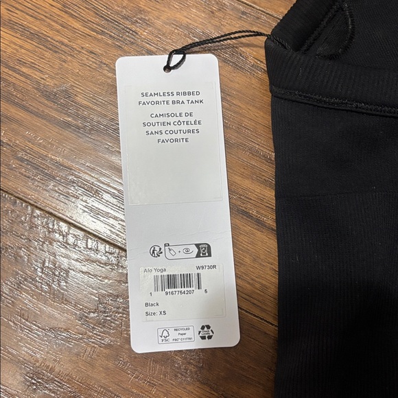 NWT ALO Yoga Black Seamless Ribbed Bra Tank - Picture 6 of 7
